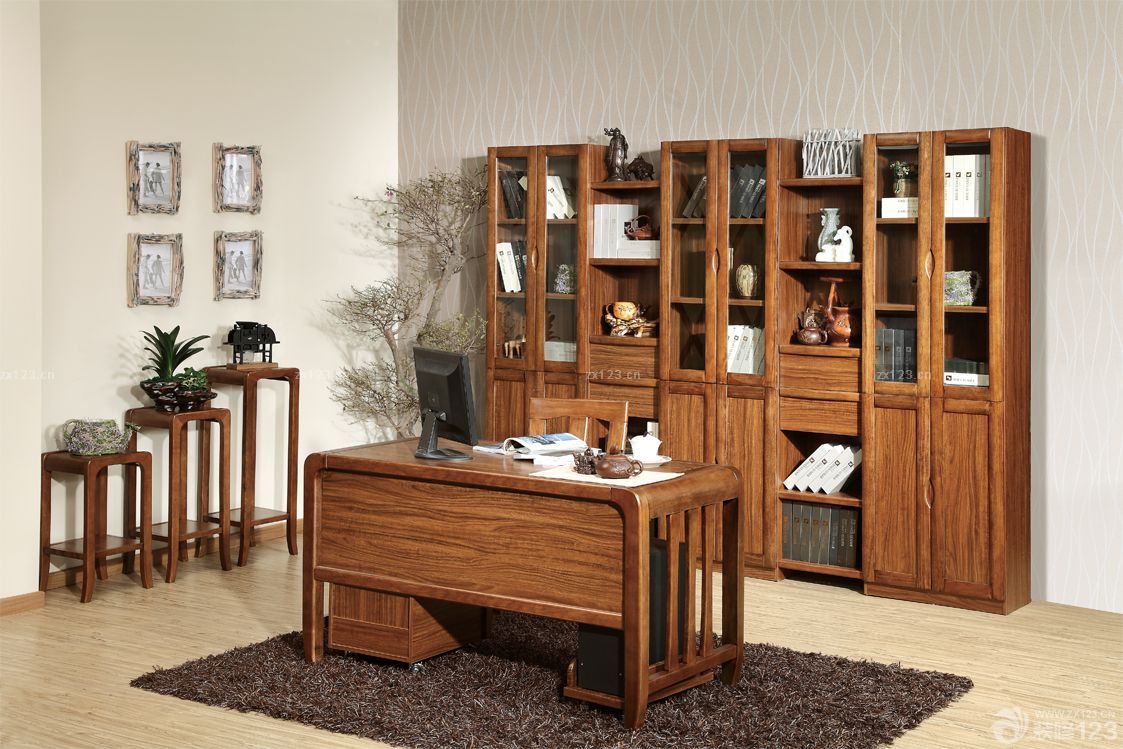 经典中式家居乌金木家具装修效果图片