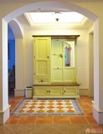 走廊玄关家用储物柜装修图片