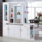 2025现代客厅玄关酒柜隔断样板房