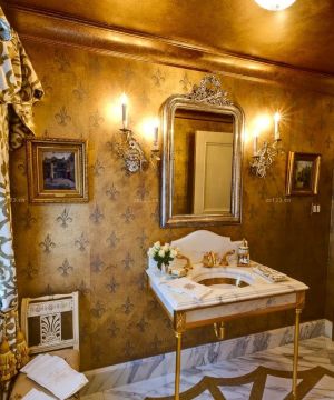 2023最新奢华洗手间金色墙面装修实景图