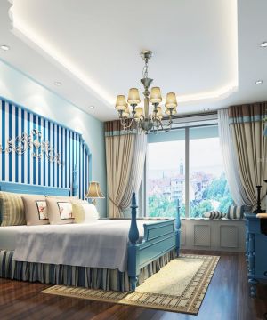 地中海风格简单一室一厅卧室四柱床装修设计效果图