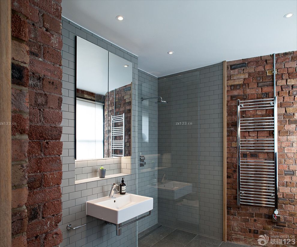 卫生间浴室玻璃砖隔断设计效果图