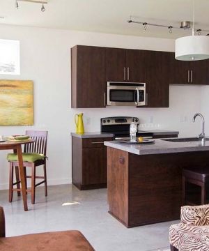 最新56平米简装小户型客厅餐厅厨房一体装修效果图欣赏