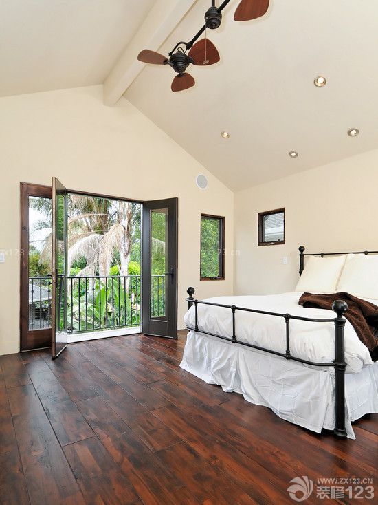 2025最新小美式风格别墅阳台门设计图片