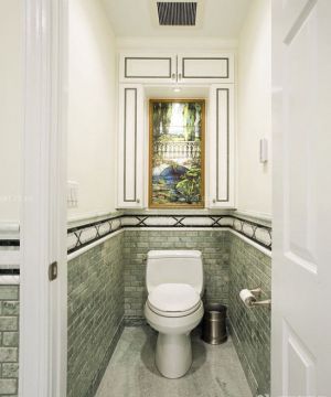 美式田园风格绿色瓷砖墙面厕所装修效果图