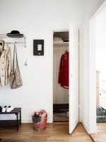 最新进门玄关隐形门装修效果图