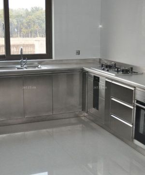 小户型厨房不锈钢金属整体橱柜装修效果图欣赏