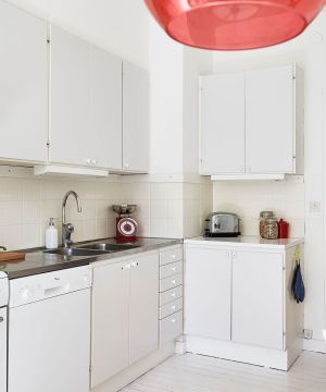2023整体厨房白色橱柜装修效果图片
