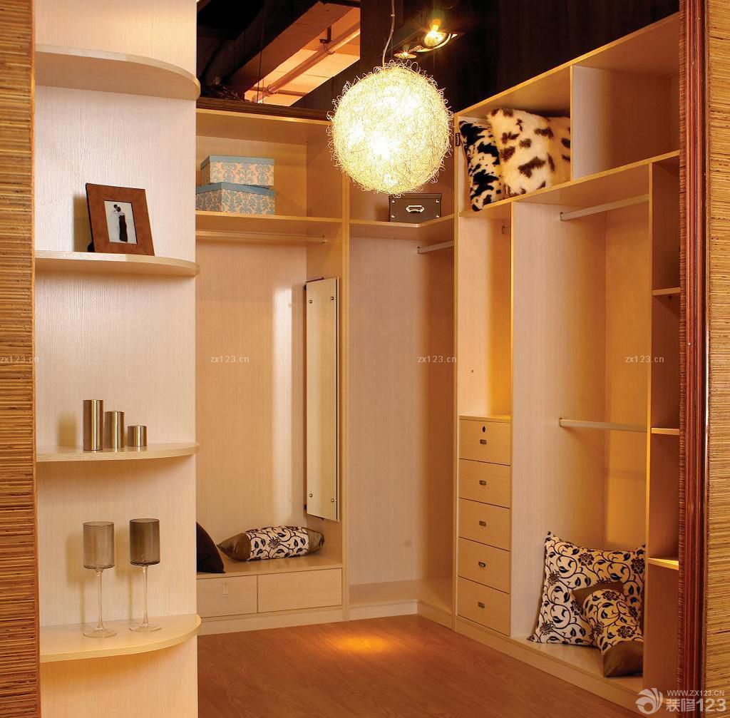 2025中式衣帽间吊灯欣赏