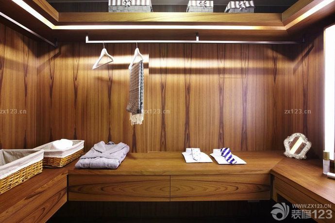 中式实木衣帽间欣赏图片大全2025 