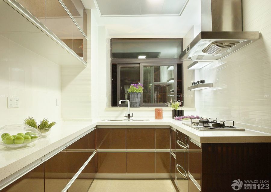 咖啡色欧派橱柜设计效果图