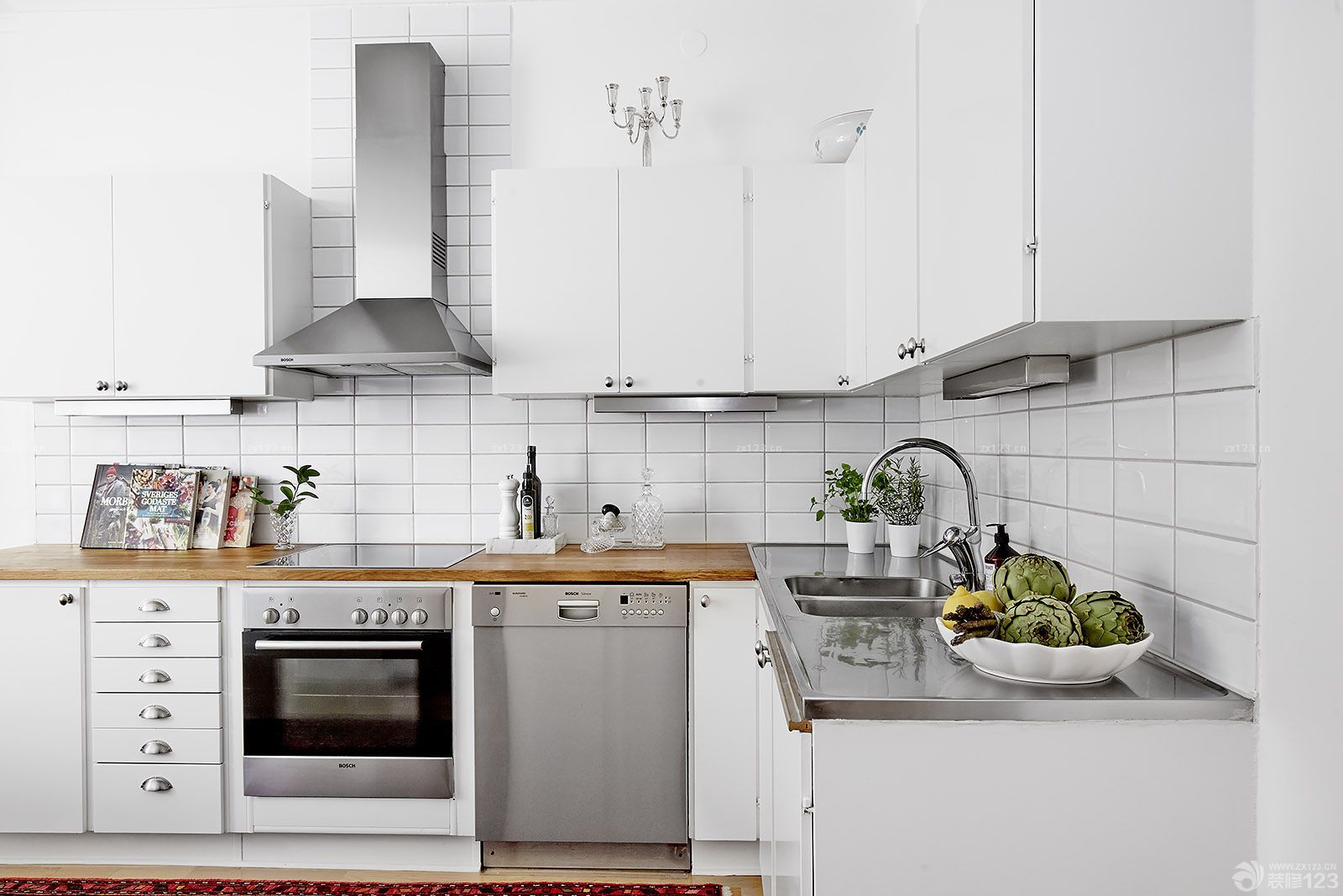 家庭厨房橱柜装修图片