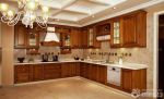 经典美式乡村厨房实木橱柜瓷砖效果图大全