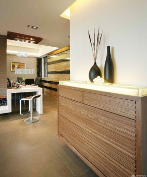 最新现代别墅客厅玄关鞋柜设计效果图欣赏