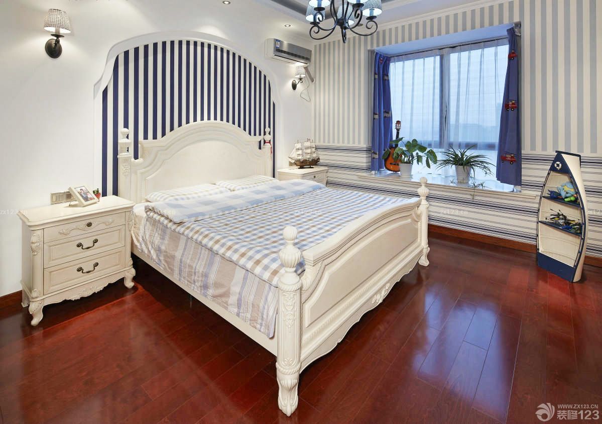 最新卧室装修地中海风格窗帘设计效果图欣赏