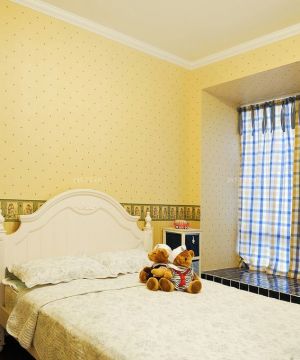温馨小户型卧室地中海风格窗帘设计效果图