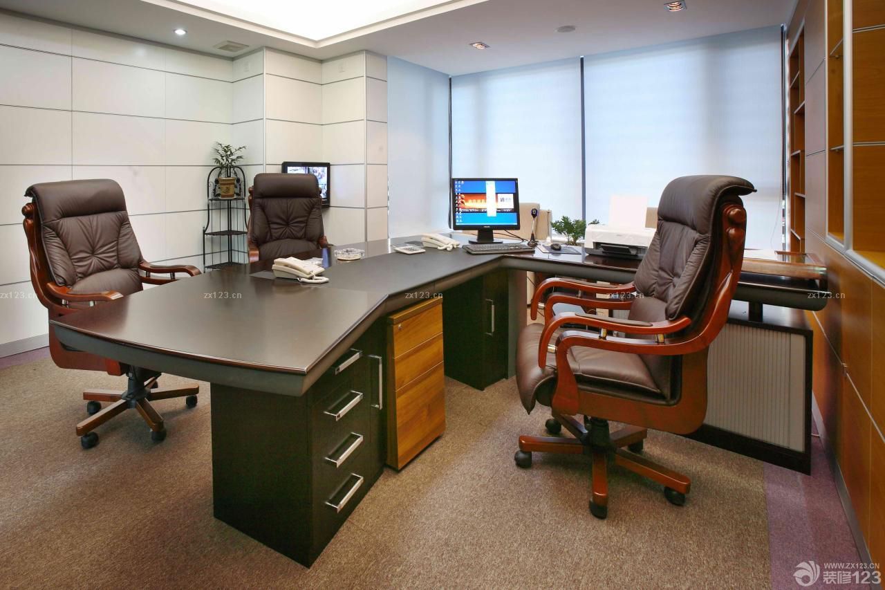 2025奢华小办公室老板椅装修设计图片