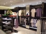 2025最新现代风格小面积男服装店面装修布局