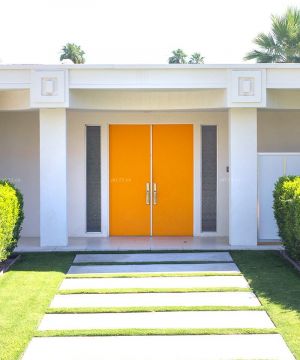 2025美式风格厂房活力橙色门装潢效果图