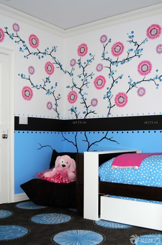 女儿童房手绘卧室背景墙设计图片