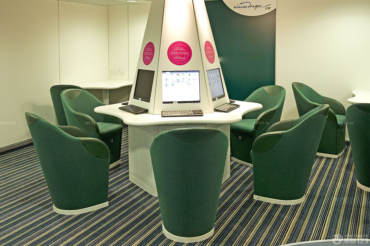 简欧风格网吧包厢桌椅装修图片欣赏