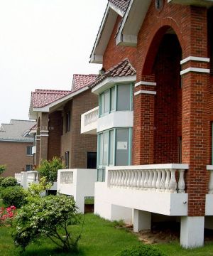 现代乡村联排别墅外墙瓷砖效果图片大全