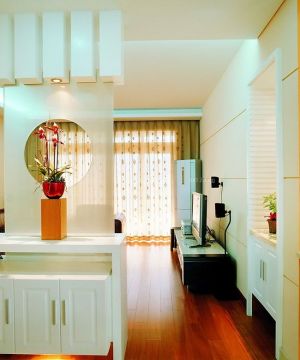 2025最新现代时尚小户型室内入户花园装饰鞋柜样板间