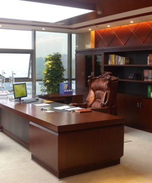 最新中式风格办公室老板椅设计图片