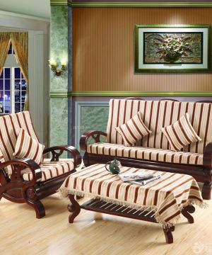 东南亚风格实木家具沙发坐垫效果图
