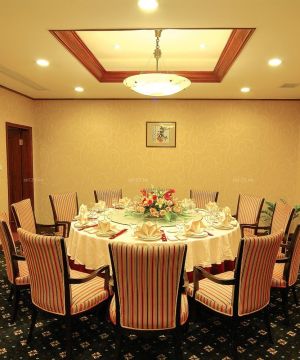 2025中式风格普通饭店包厢装修设计