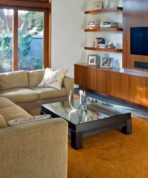 2023美式小别墅客厅简单电视墙装修案例