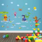 2025幼儿园浅褐色木地板墙体彩绘效果图片欣赏