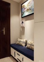 最新玄关进门门口鞋柜装修设计图片欣赏