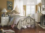 2025二室一厅欧式卧室美式乡村床装潢图片