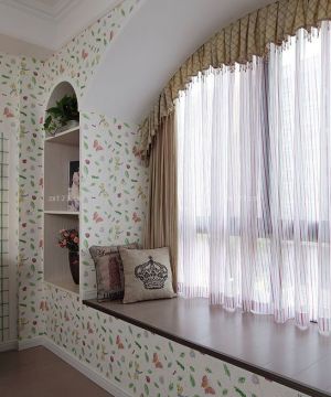 新房装修欧式飘窗窗帘设计效果图片