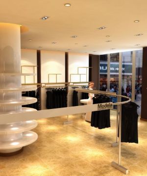 2025最新服装店铺格栅灯装修效果图片