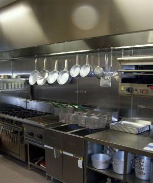 2025饭店厨房不锈钢置物架装修案例