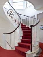 室内旋转木制楼梯设计效果图
