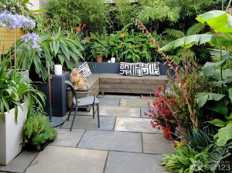 半封闭阳台花园转角沙发设计图片