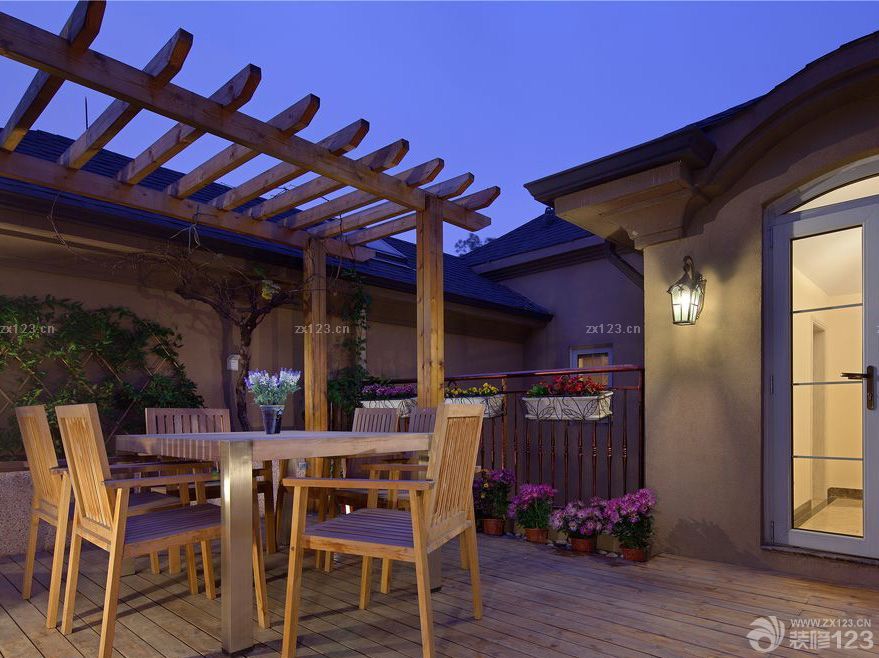 别墅半封闭阳台花园设计图片大全