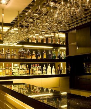 最新酒吧服务台装饰效果图大全2025