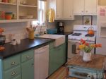 最新小房子家庭厨房装修效果图片