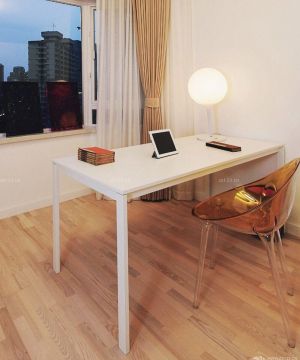 70米房屋书桌写字台设计效果图片