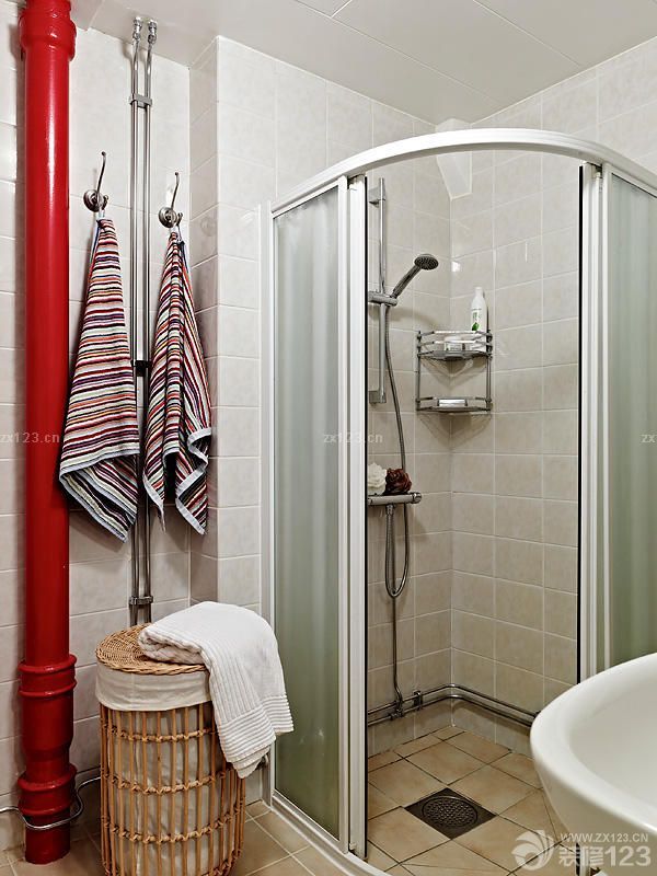 70平室内卫生间淋浴房装修效果图片 