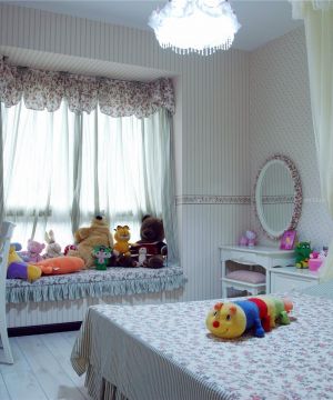 最新80平米2房2厅小户型女孩温馨卧室效果图