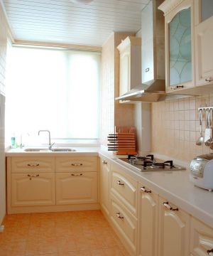最新欧式风格120平米三室两厅厨房橱柜装修图
