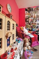美式儿童房红色墙面装修设计效果图欣赏