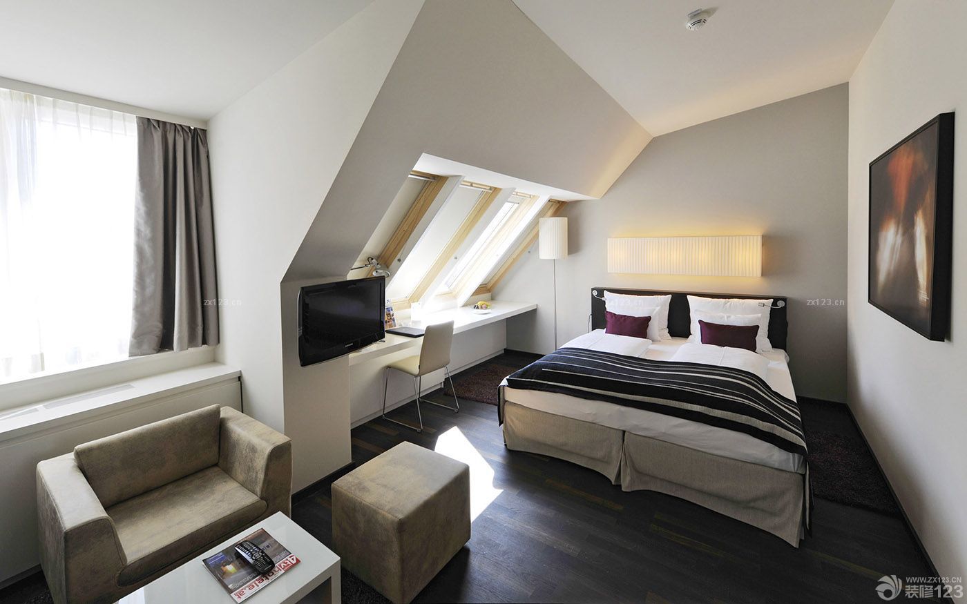 2025最新现代风格家装60平米小户型带阁楼的装修图片大全