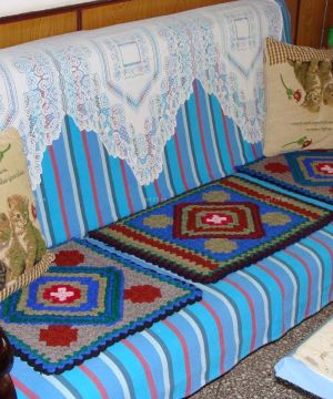 简装小户型沙发毛线编织坐垫效果图欣赏