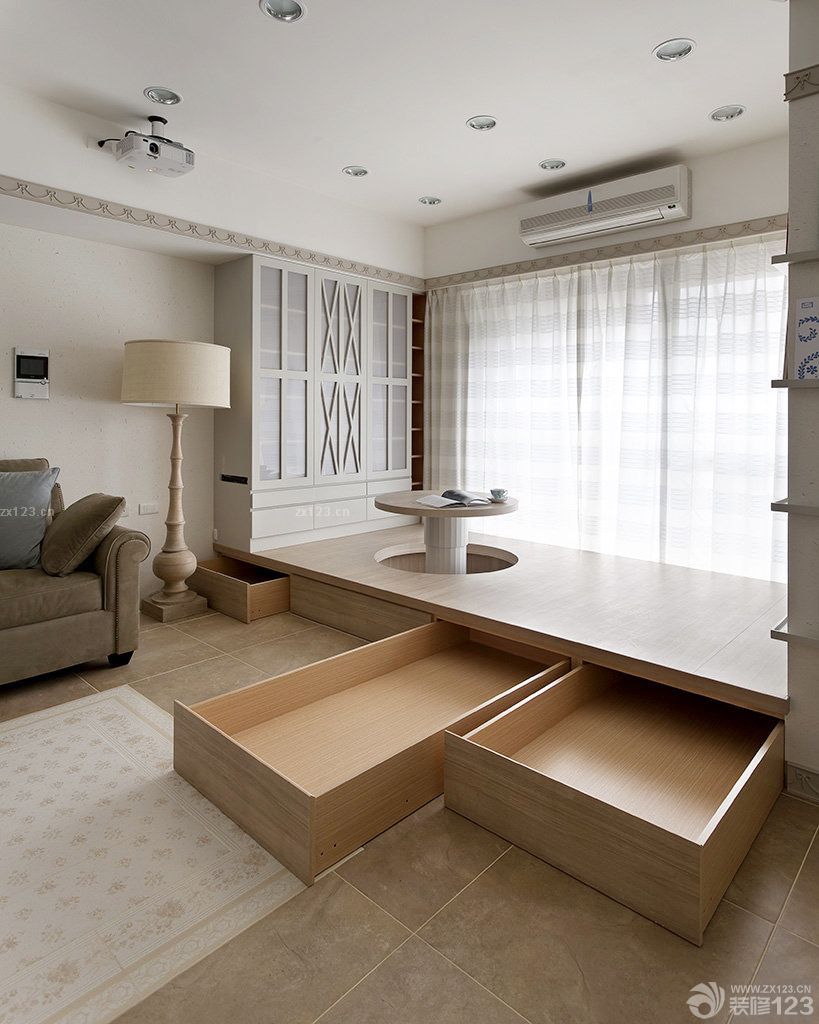 现代时尚阳台榻榻米储物柜装修效果图片大全